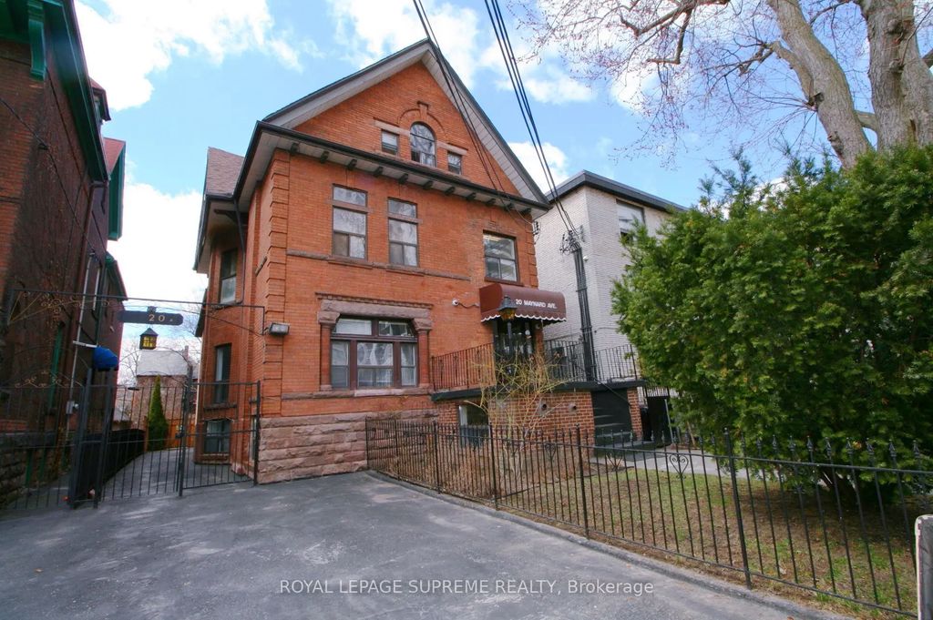 20 Maynard Avenue, Toronto W01