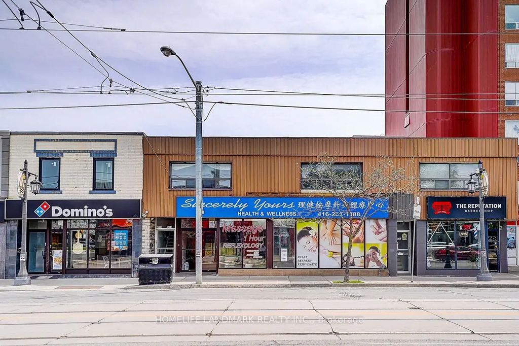 2819 Lake Ashore Boulevard W, Toronto W06
