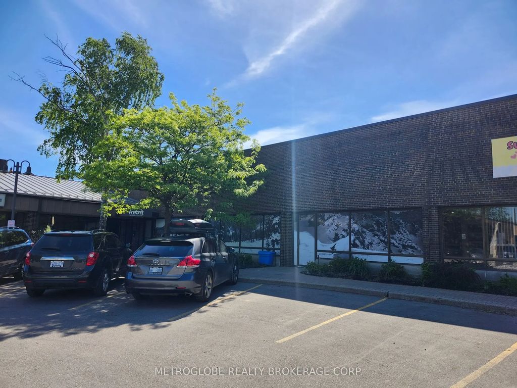 1 Westside Drive 7, Toronto W08