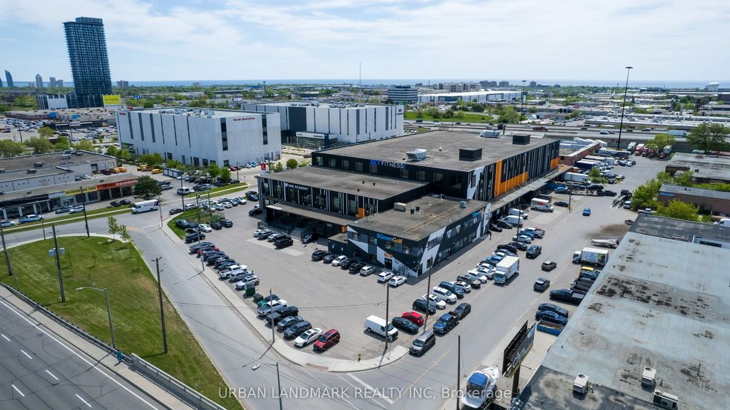 1377 The Queensway N/a A, Toronto W08