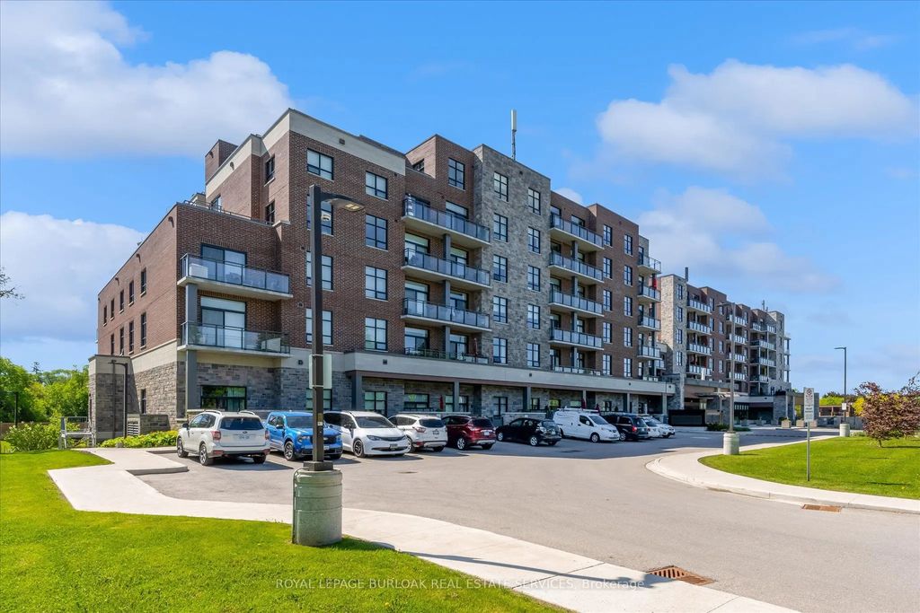 3290 New Street 113, Burlington