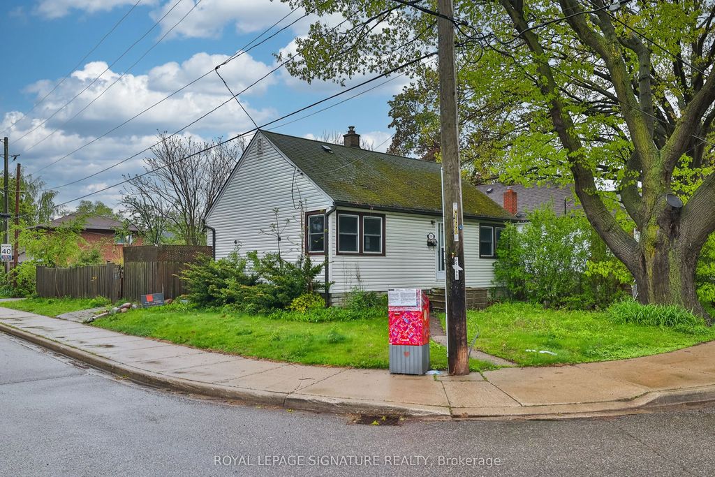 178 Angelene Street, Mississauga