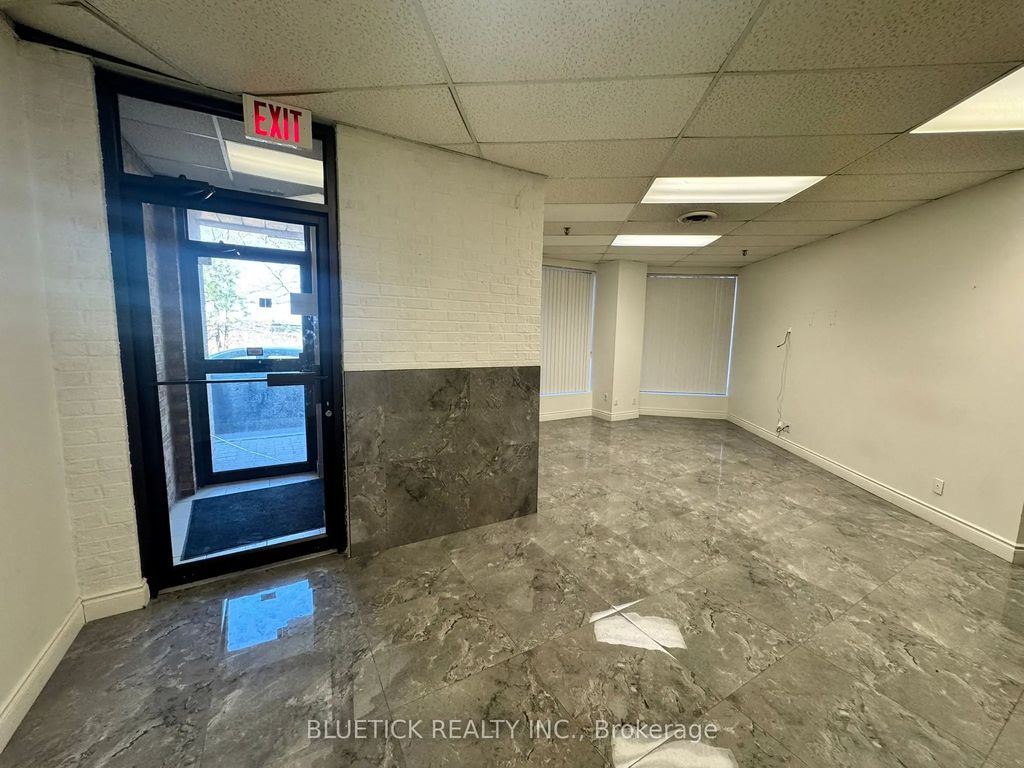 12 Bram Court 17-18, Brampton