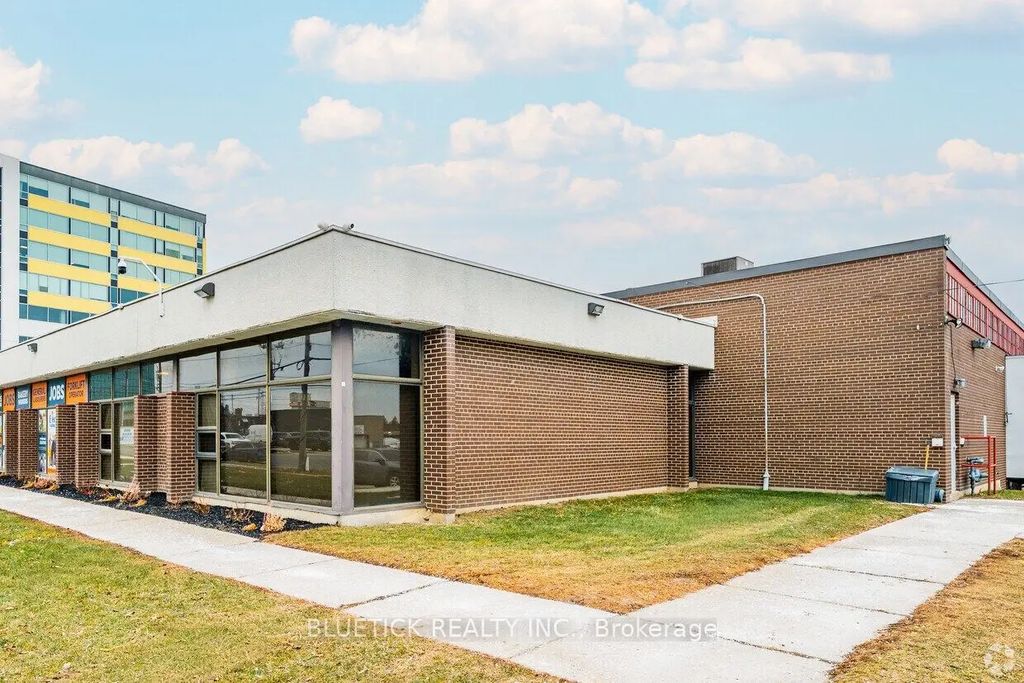 25 Tangiers Road 3, Toronto W05