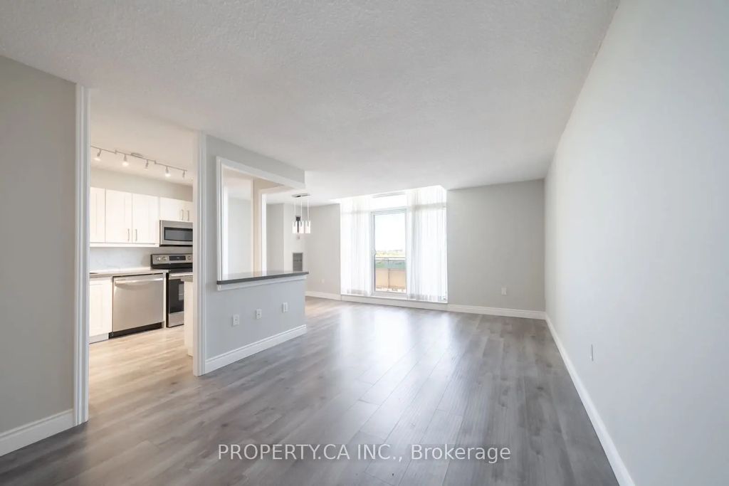 355 Rathburn Road E 1204, Mississauga