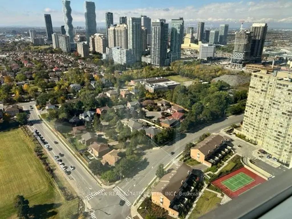 36 Elm Drive W 3608, Mississauga