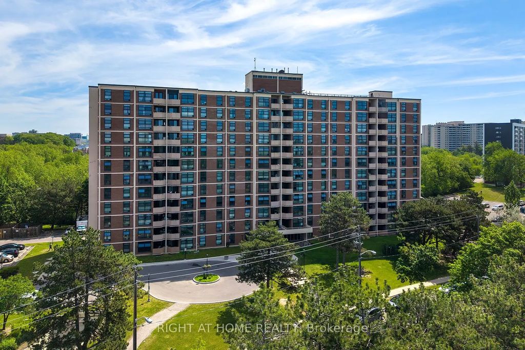 335 Driftwood Avenue 608, Toronto W05
