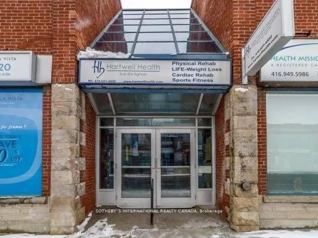 1655 Dufferin Street, Toronto W03