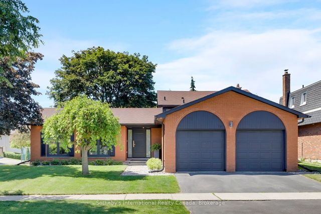 312 Pinegrove Road, Oakville