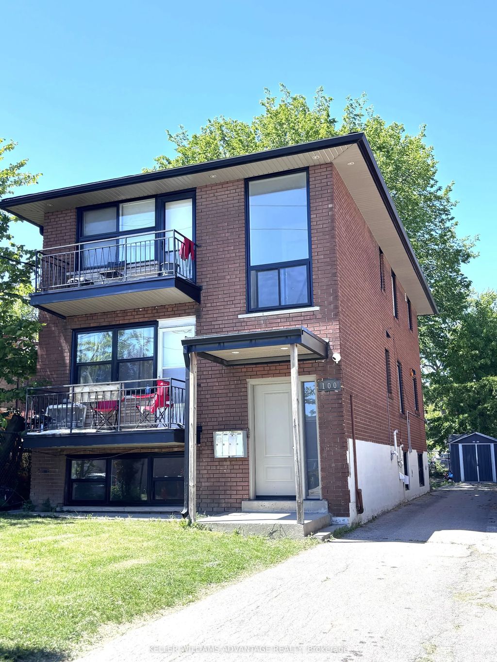 100 Portland Street, Toronto W06