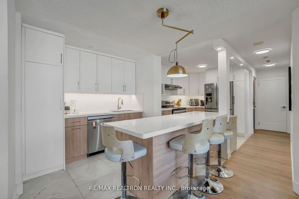 4185 Shipp Drive 1713, Mississauga