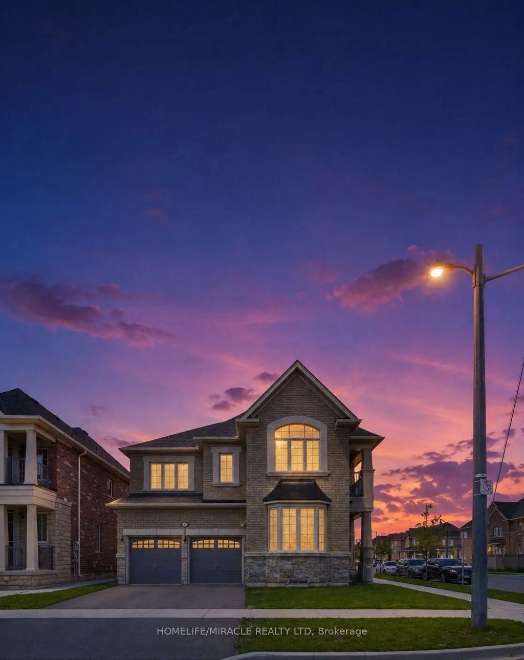 566 Brisdale Drive, Brampton