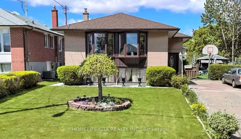 56 Samba Drive, Toronto W05