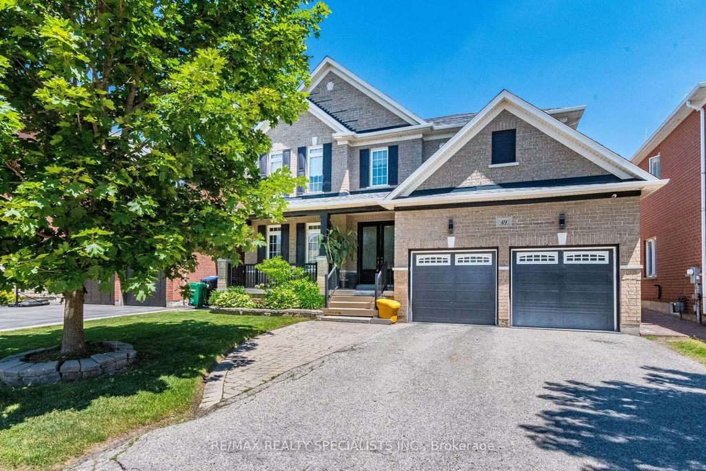 49 Maisonneuve Boulevard, Brampton