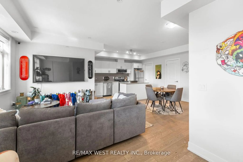 1062 Douglas Mccurdy Common 225, Mississauga