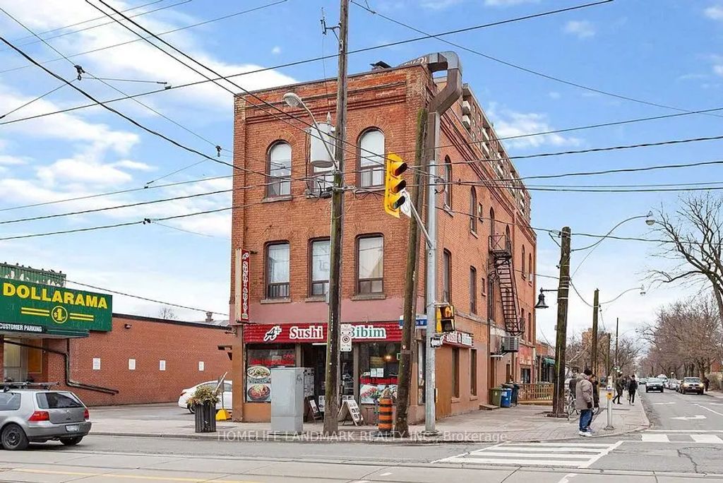 1347 Queen Street W, Toronto W01