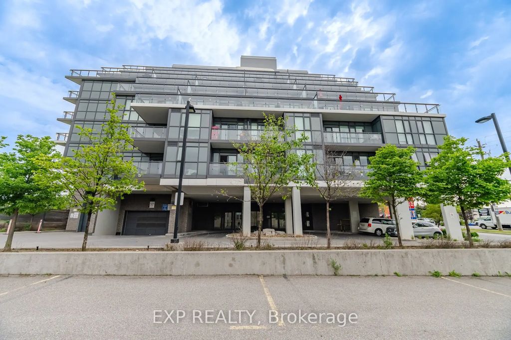 16 Mcadam Avenue 306, Toronto W04