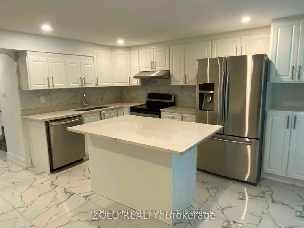 236 Basem Renforth Drive, Toronto W08