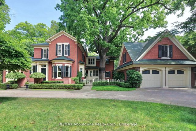 350 King Street, Oakville
