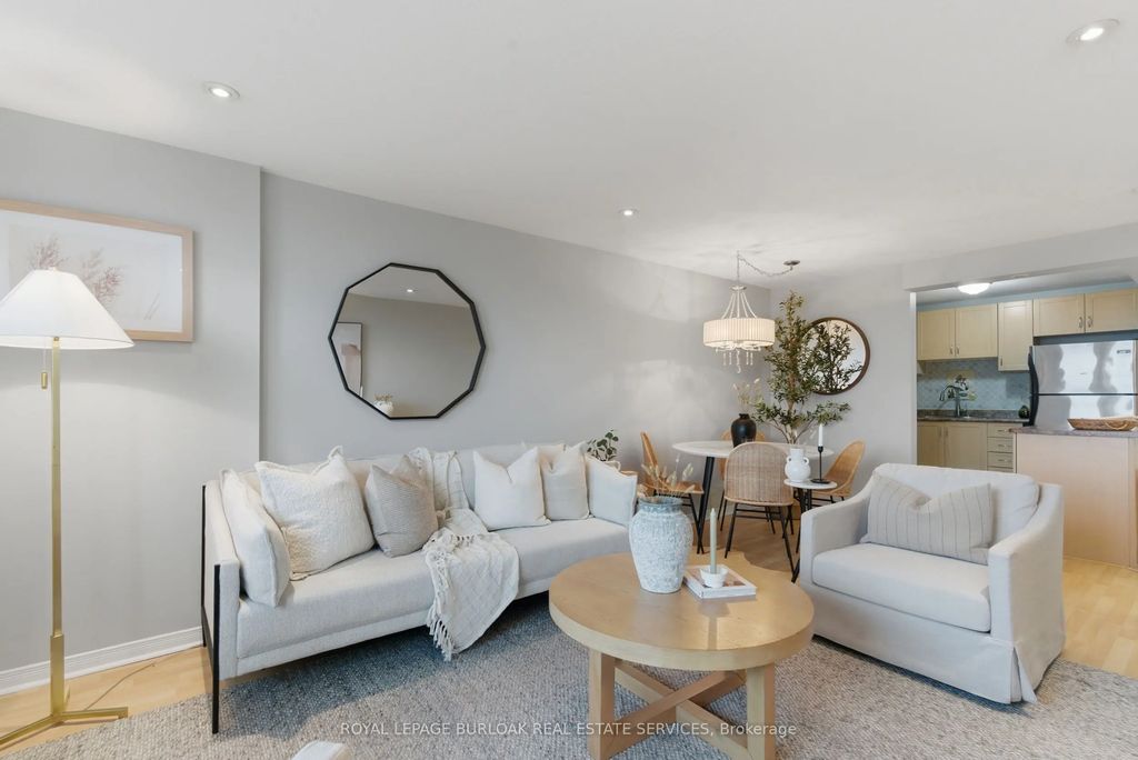 6720 Glen Erin Drive 312, Mississauga