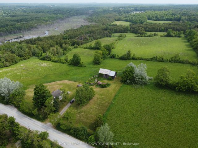 13489 Fourth Line Nassagaweya N/a, Milton