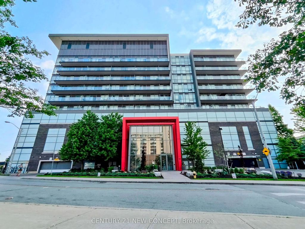 15 James Finlay Way 703, Toronto W05