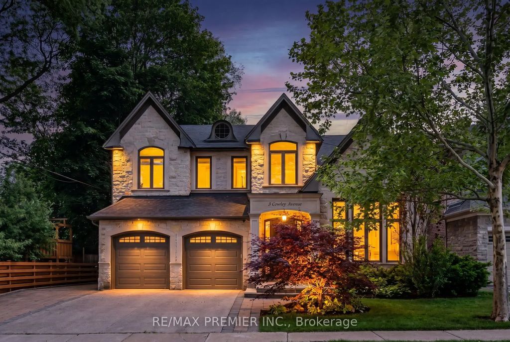 3 Cowley Avenue, Toronto W08