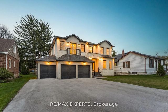86 Willow Street, Caledon