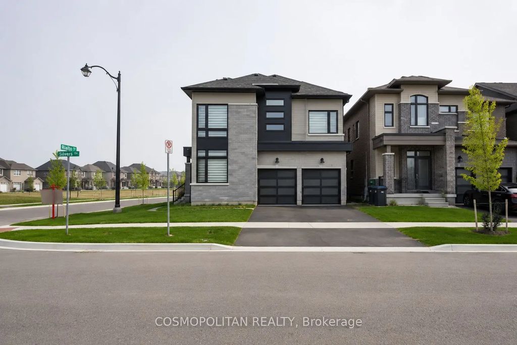 1 Icon Street, Brampton