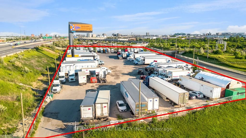 6351 Goreway Drive, Mississauga