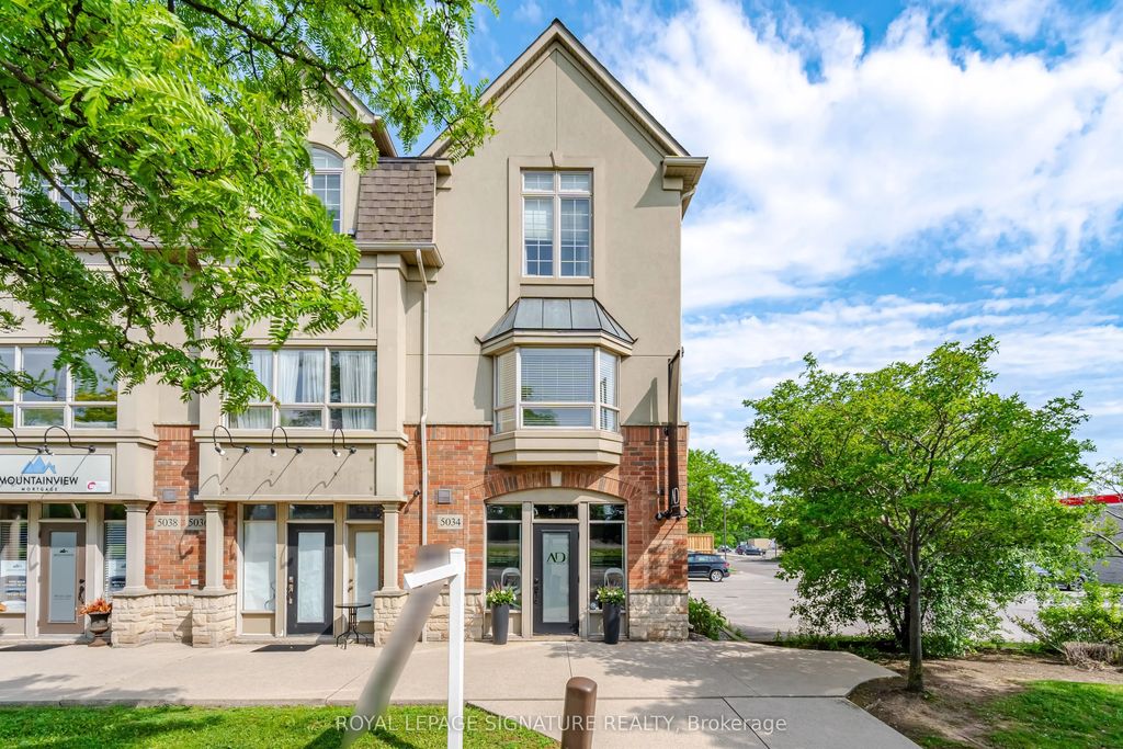 5035 Bidwell Common, Burlington