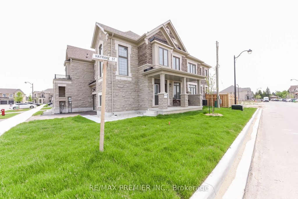 215 Hayrake Street, Brampton