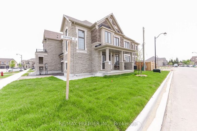 215 Hayrake Street, Brampton