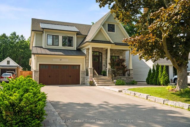 47 Park Avenue E, Burlington