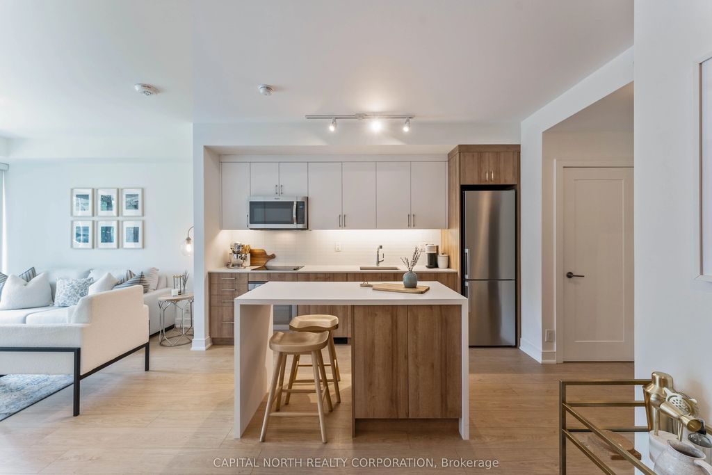 1575 Lakeshore Road W 270, Mississauga