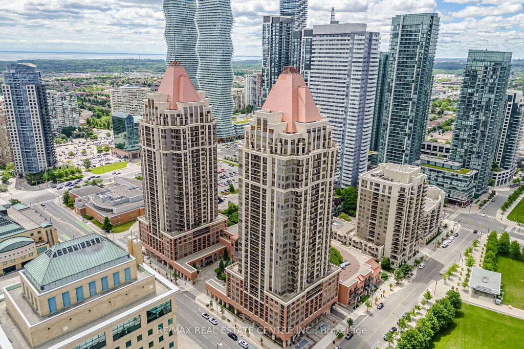 4080 Living Arts Drive 1611, Mississauga