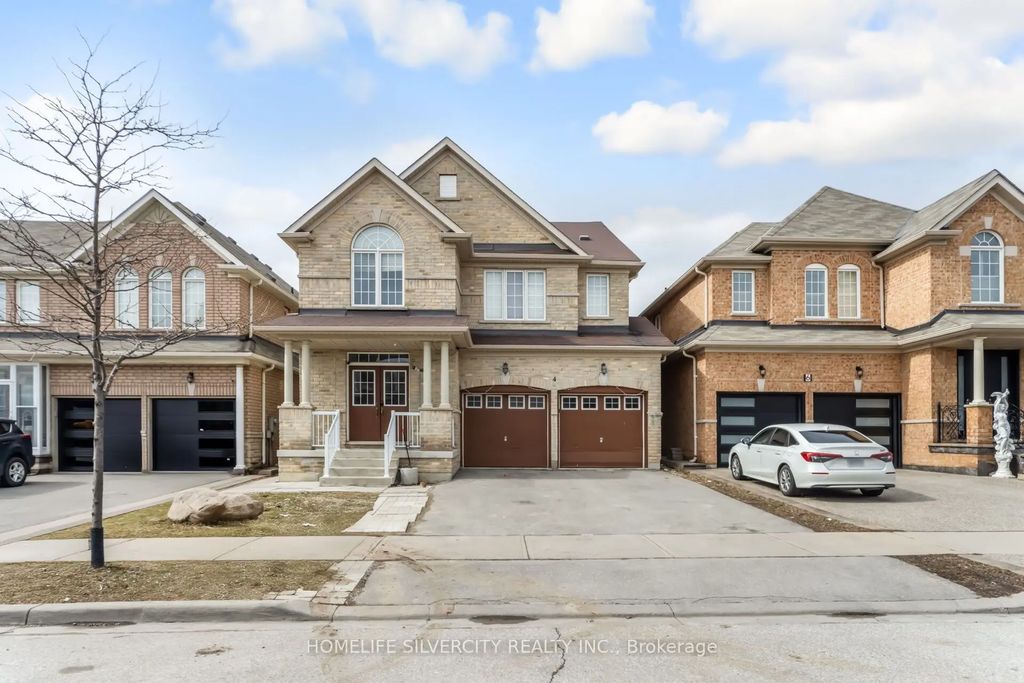 4 Fossil Street, Brampton