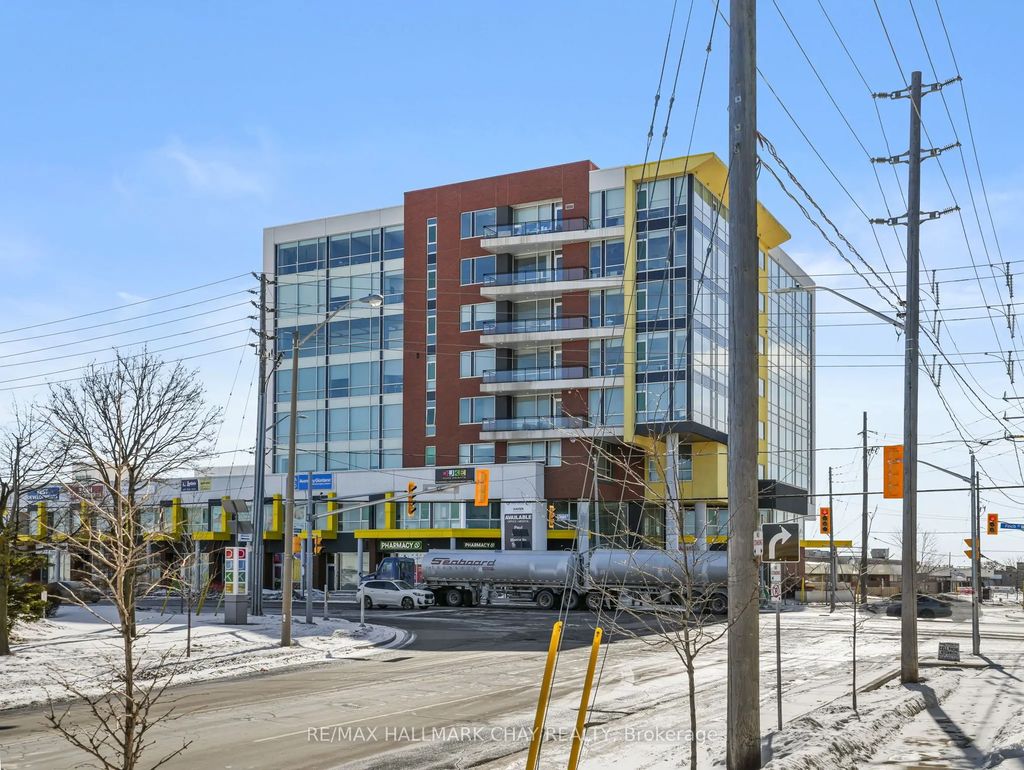 1275 Finch Avenue W 615, Toronto W05