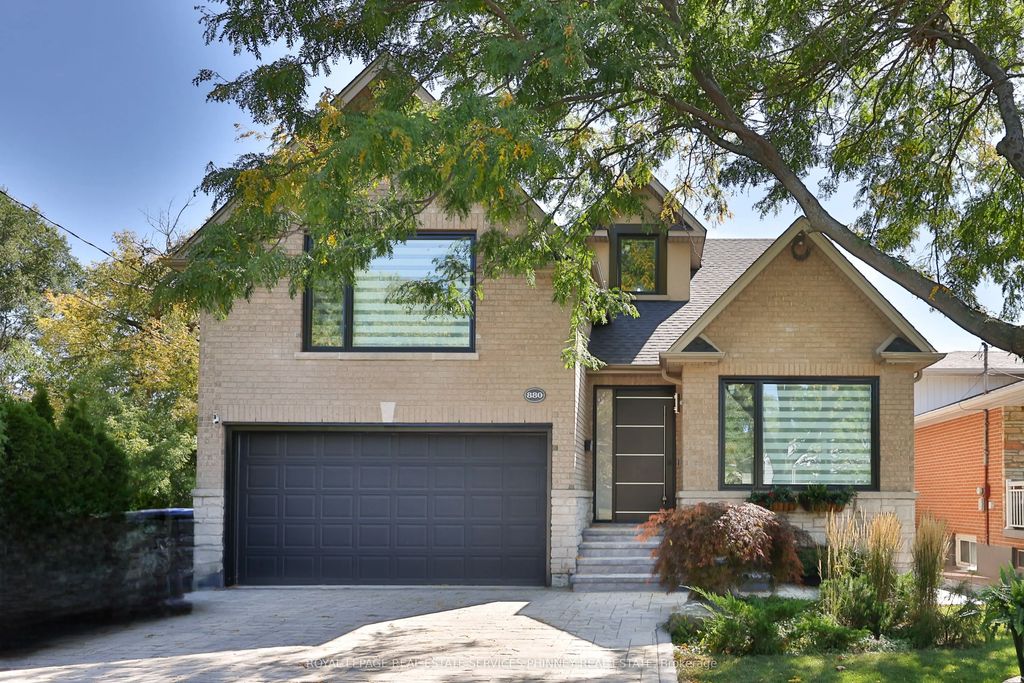 880 6th Street, Mississauga
