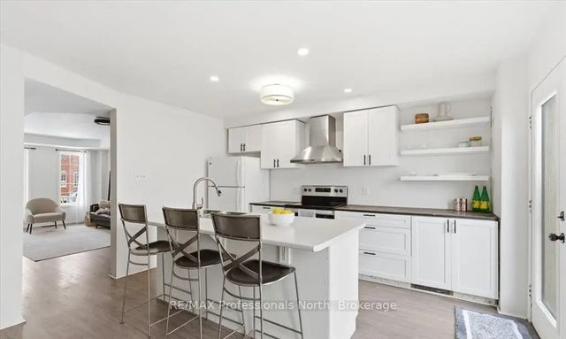 98 Roxton Road, Oakville