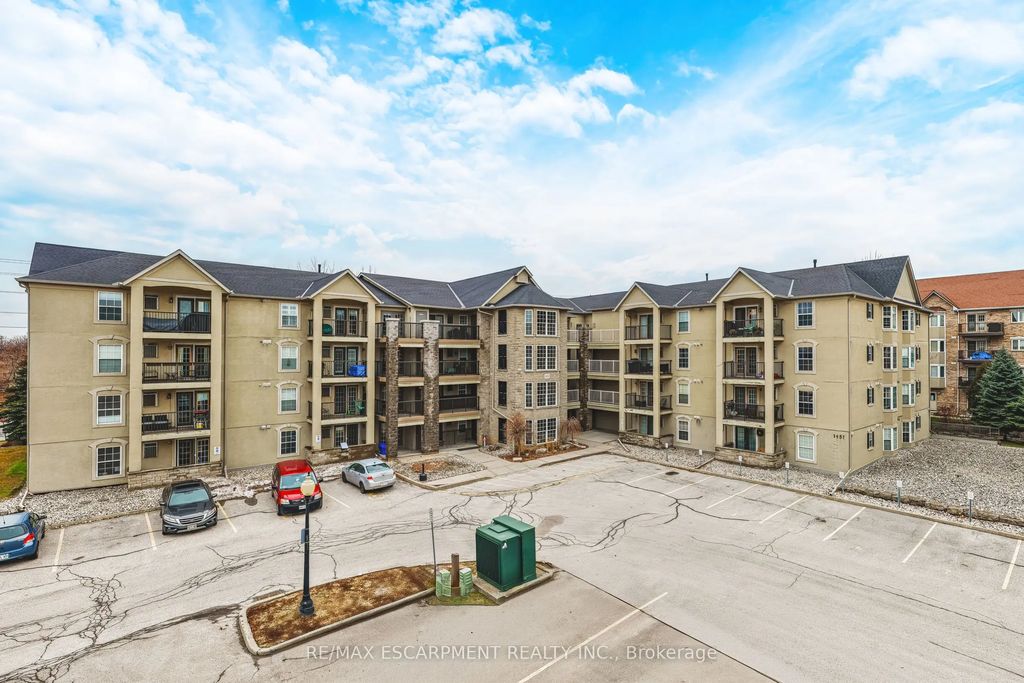 1451 Walkers Line 313, Burlington