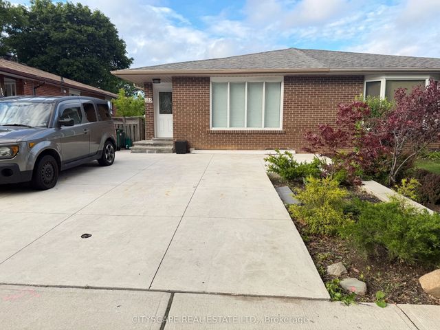 135 Bonham Boulevard Upper, Mississauga