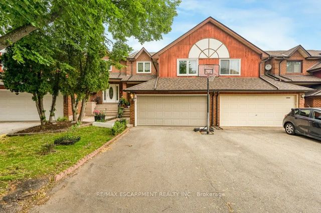 2597 Addingham Crescent, Oakville
