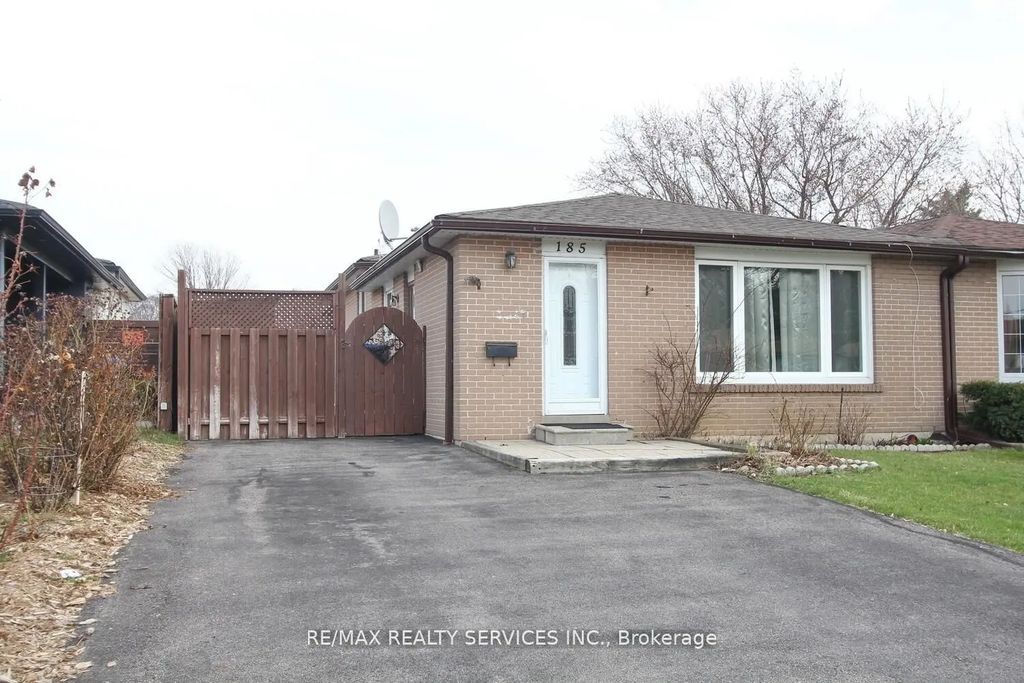 185 Earnscliffe Circle, Brampton
