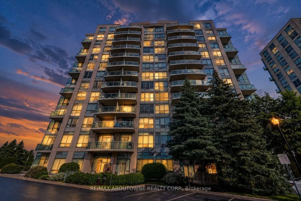 2585 Erin Centre Boulevard 1102, Mississauga