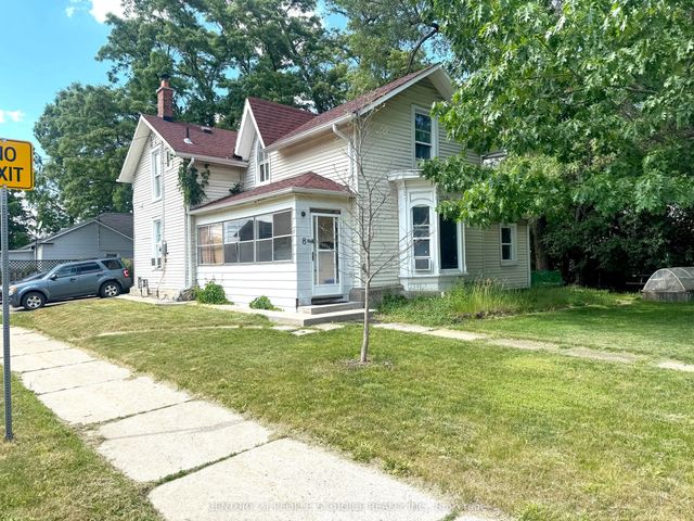 8 Mary Street, Brampton