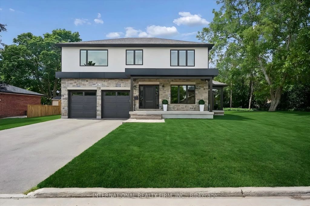 2423 Raymore Drive, Burlington