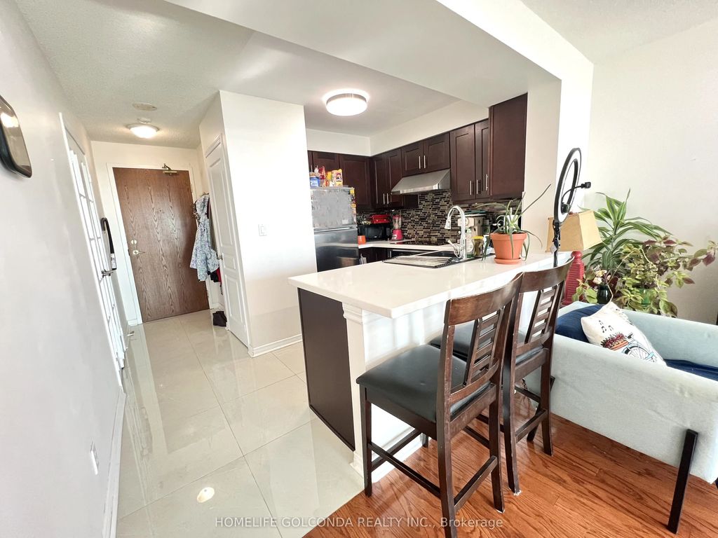 4879 Kimbermount Avenue 1602, Mississauga