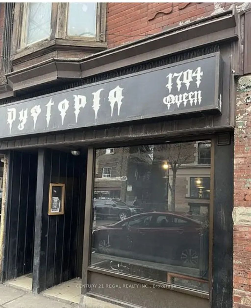 1704 Queen Street W, Toronto W01