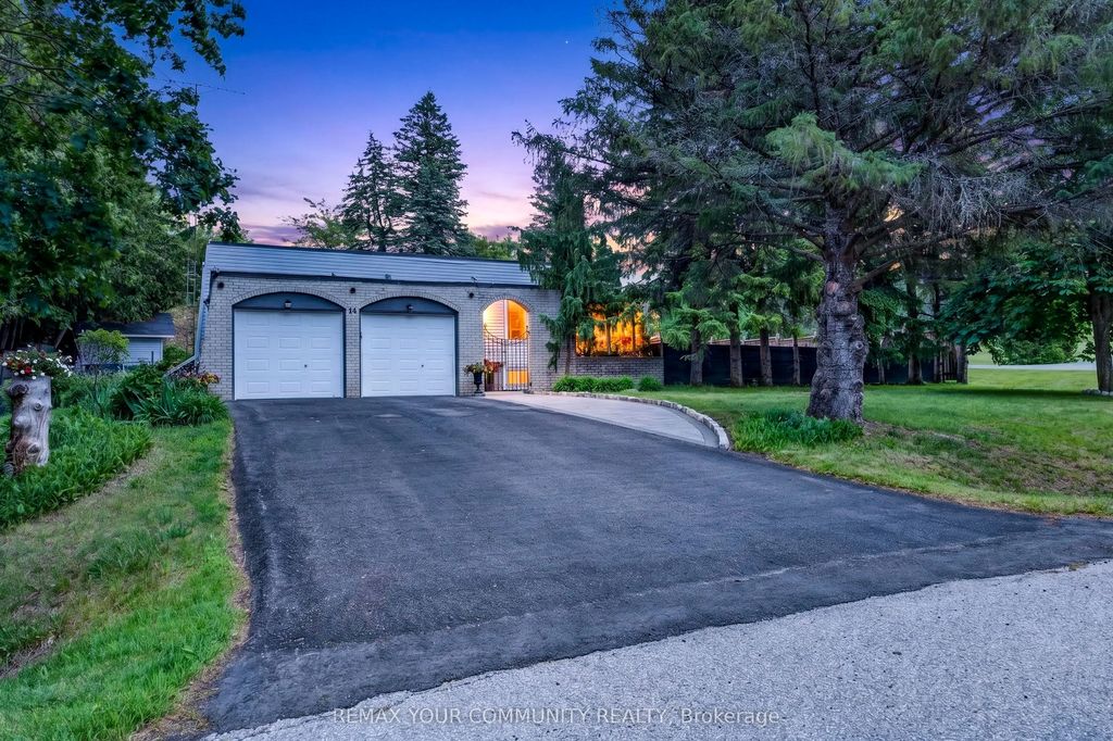 44 Pineridge Drive, Caledon